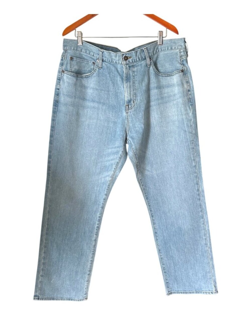 Cremieux Premium Denim Mens Relaxed Straight Jeans Size 40/30 Light Blue